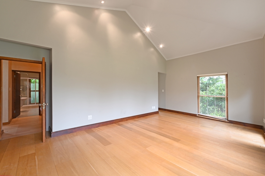 4 Bedroom Property for Sale in Constantia Western Cape